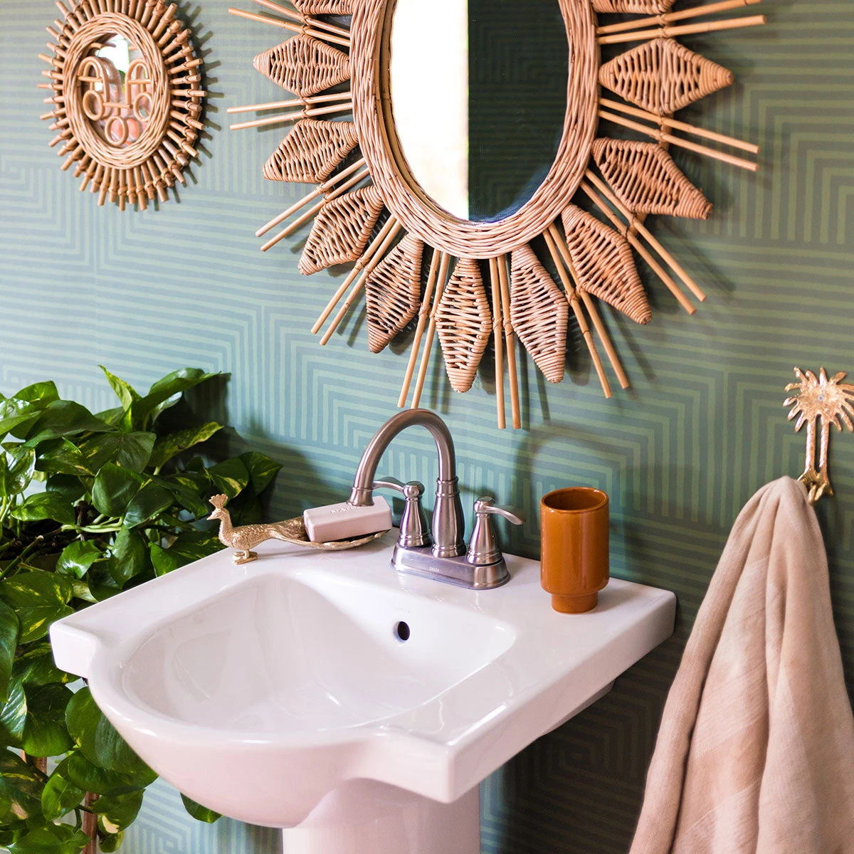 Jungalow Into You Wallpaper In Sage By Justina Blakeney® 8 Jungalow Into You Wallpaper In Sage By Justina Blakeney®