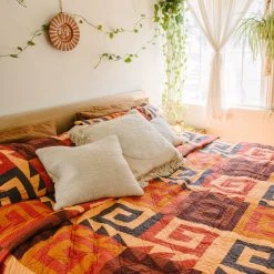 Peking Ari Quilt Set By Jungalow®