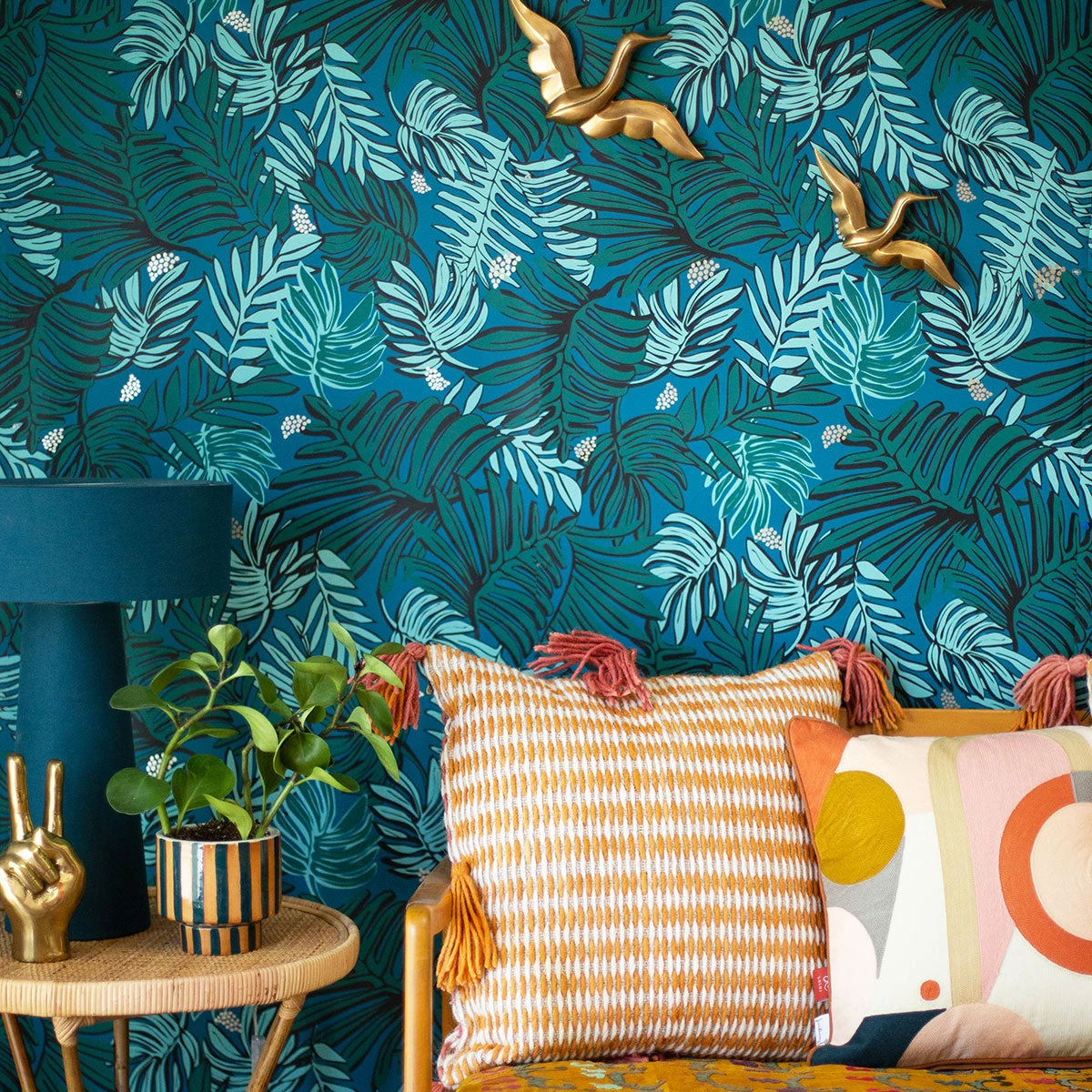 Jungalow® Aja Wallpaper In Teal By Justina Blakeney® - Surestrip 6 Jungalow® Aja Wallpaper In Teal By Justina Blakeney® - Surestrip