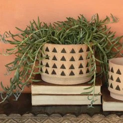 HomArt Triangle Planter